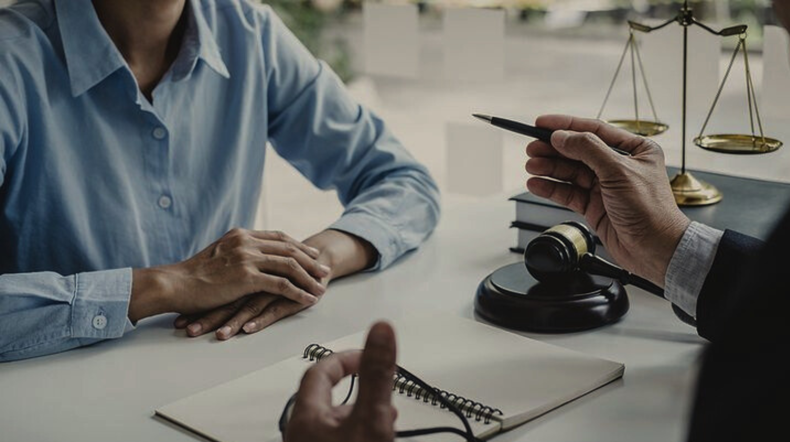 Asesoría laboral para empresas en redacción de contratos en Bucaramanga